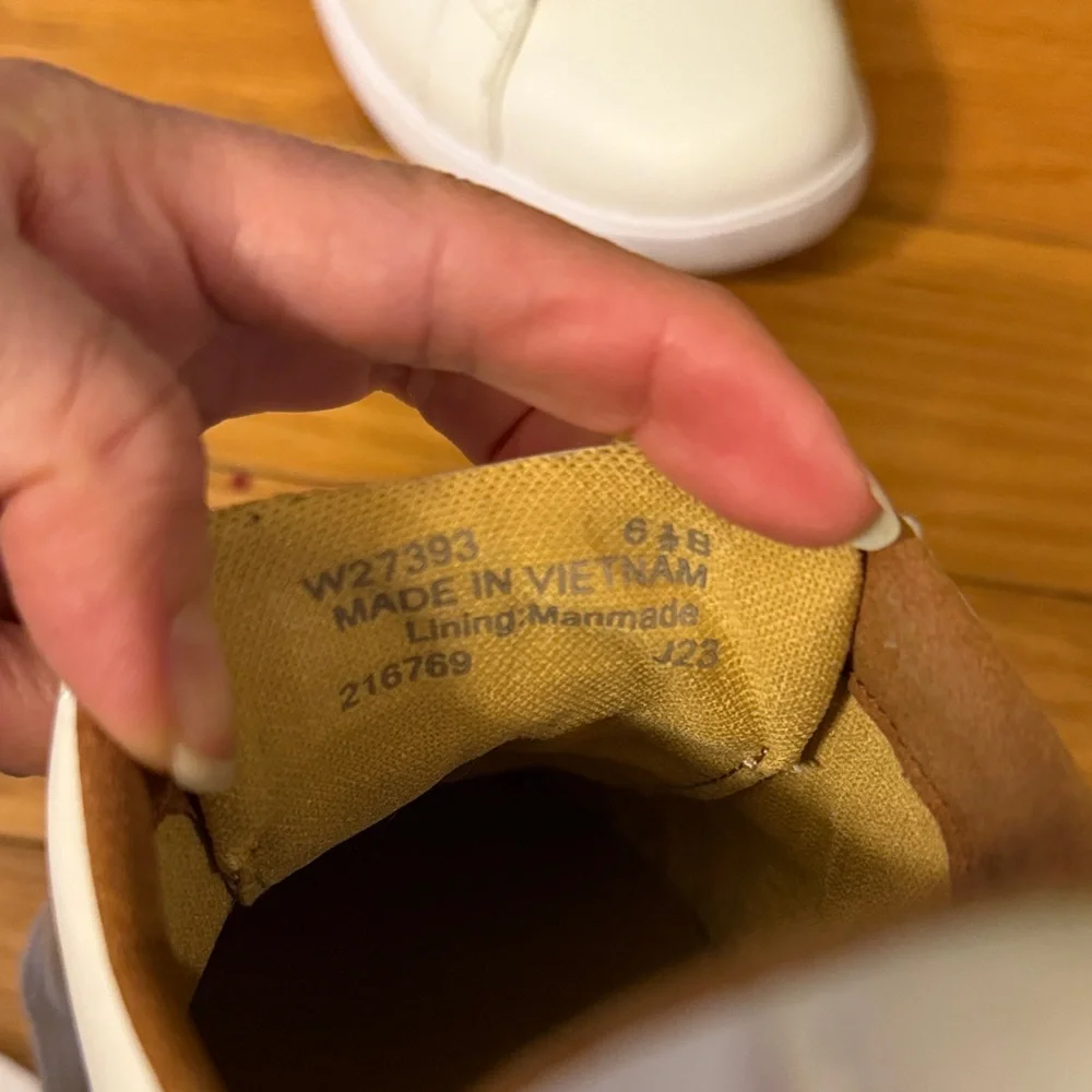 Cole Haan Grand Øs White Sneakers - Picture 12 of 12